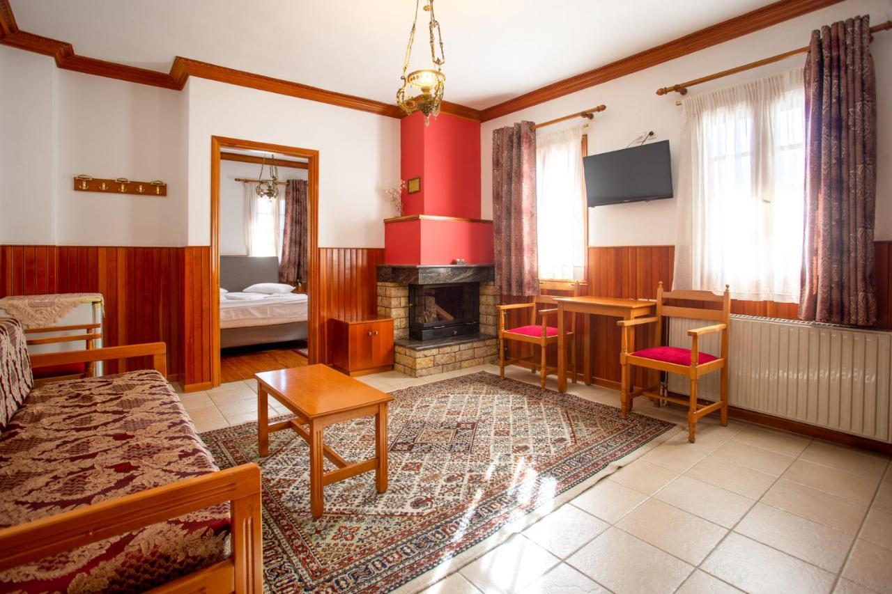 Hotel Adonis Metsovo Exterior foto
